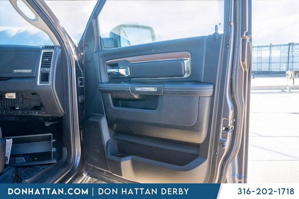 Used 2018 RAM 1500 Laramie w/ Convenience Group image 22