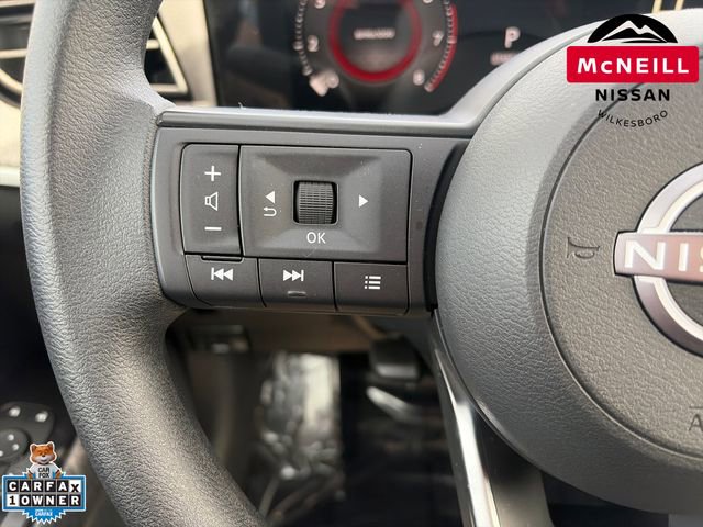 Used 2025 Nissan Kicks SV w/ SV Premium Package FWD image 27