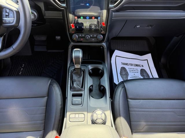 Used 2025 Ford Ranger Lariat w/ FX4 Off-Road Package image 15