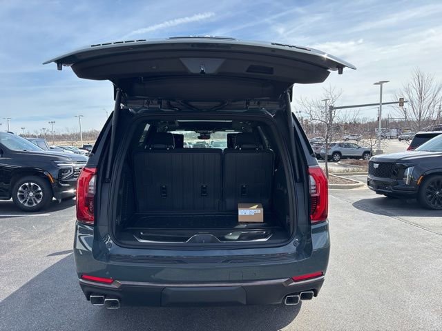 New 2026 GMC Yukon AT4 Ultimate w/ LPO, Illumination Package image 56