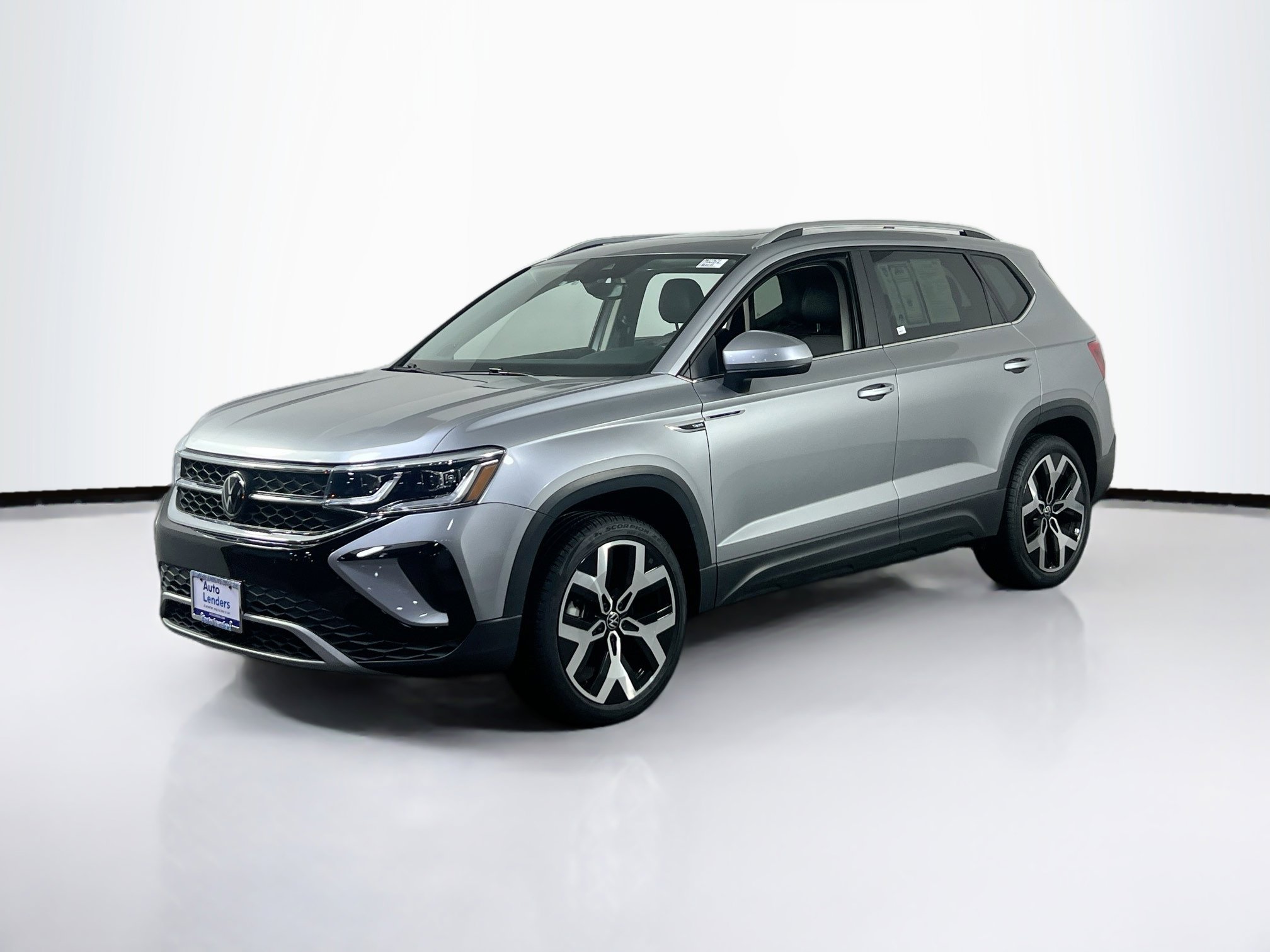 Used 2023 Volkswagen Taos SEL AWD/4WD image 1