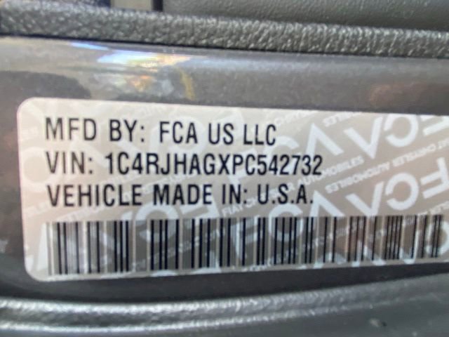 Used 2023 Jeep Grand Cherokee Altitude image 30