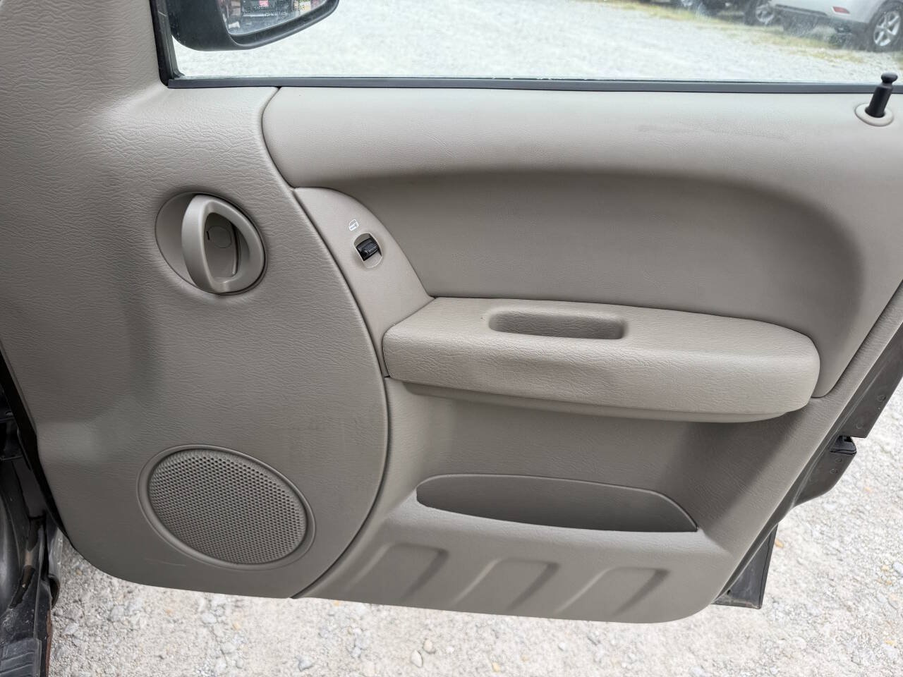 Used 2006 Jeep Liberty Sport AWD/4WD image 20