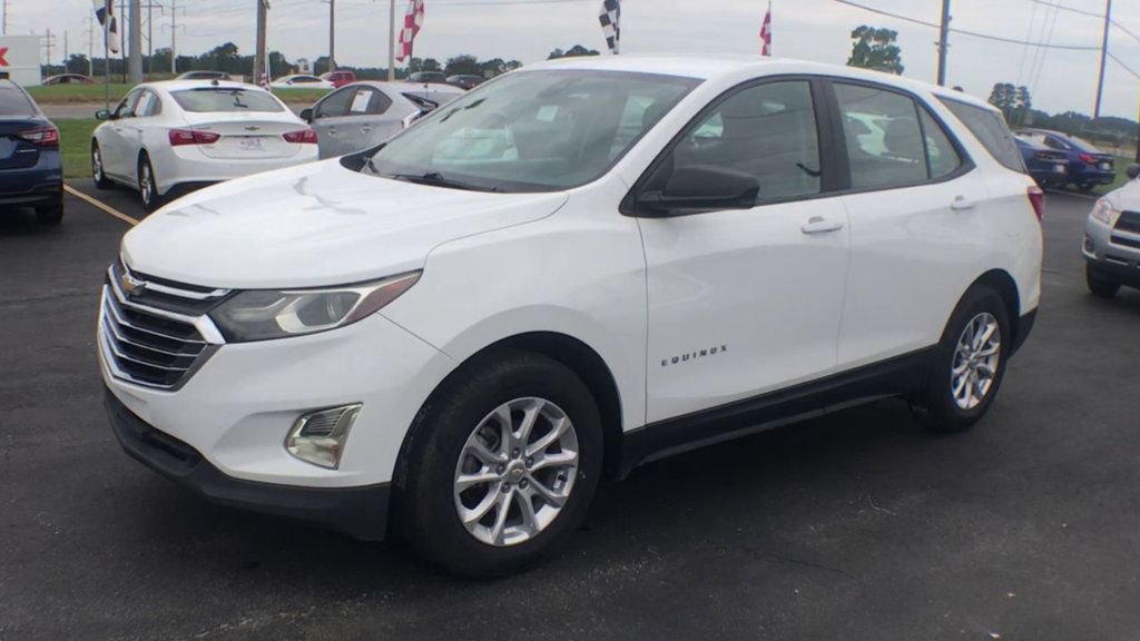 Used 2021 Chevrolet Equinox LS image 4