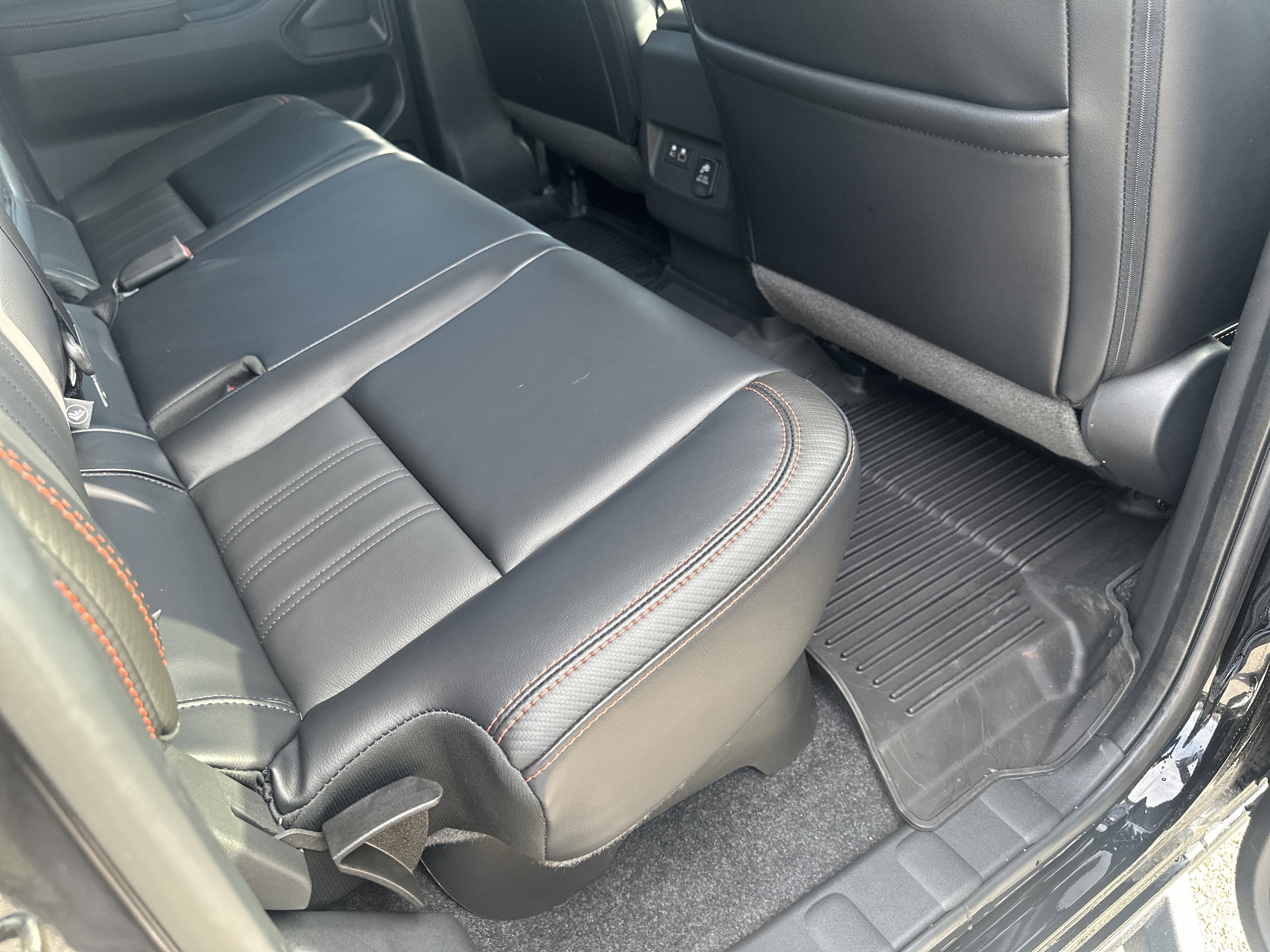 Used 2024 Nissan Frontier PRO-4X w/ Pro Premium Package image 28