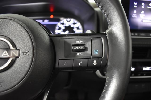 Used 2023 Nissan Rogue SV w/ SV Premium B Package AWD/4WD image 17