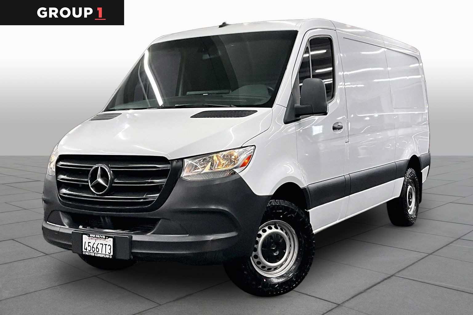 Used 2019 Mercedes-Benz Sprinter 144 image 1