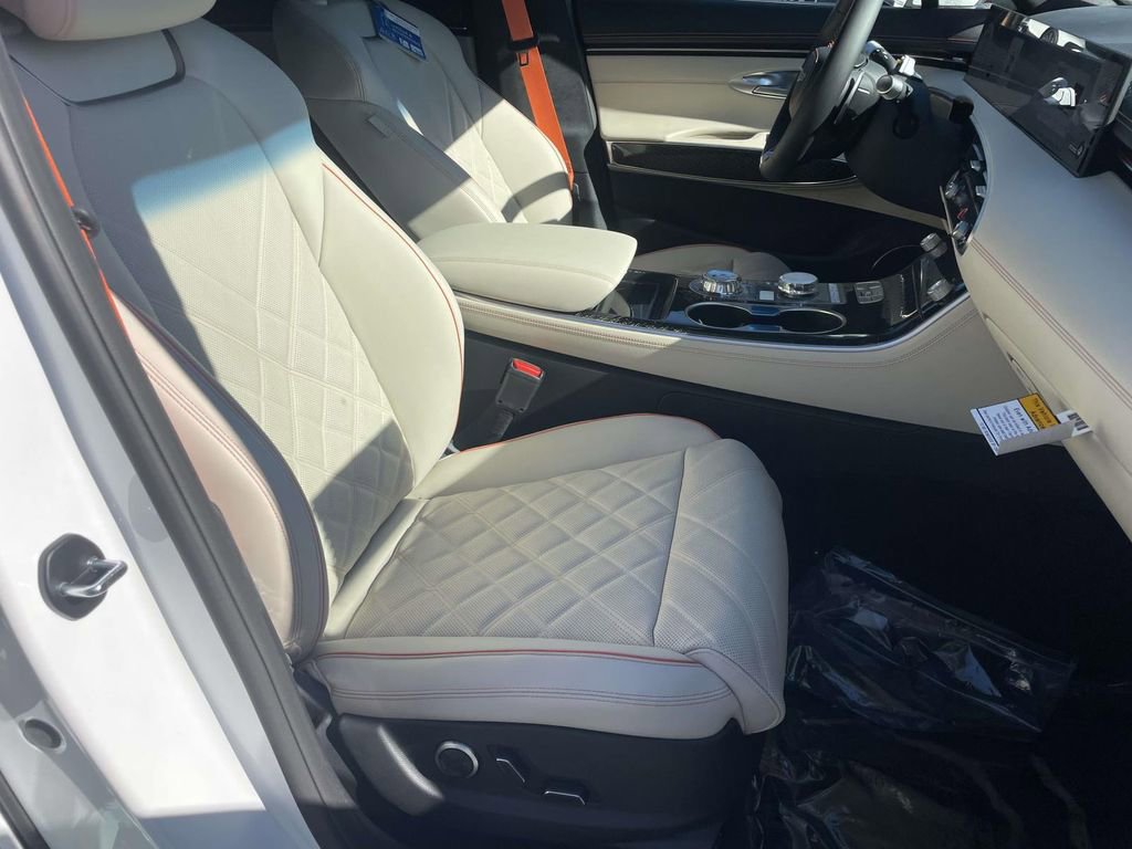 New 2026 Genesis GV70 3.5T Sport Prestige AWD/4WD image 29