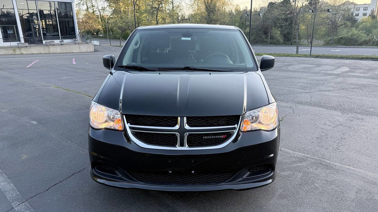 Used 2019 Dodge Grand Caravan SE FWD image 5