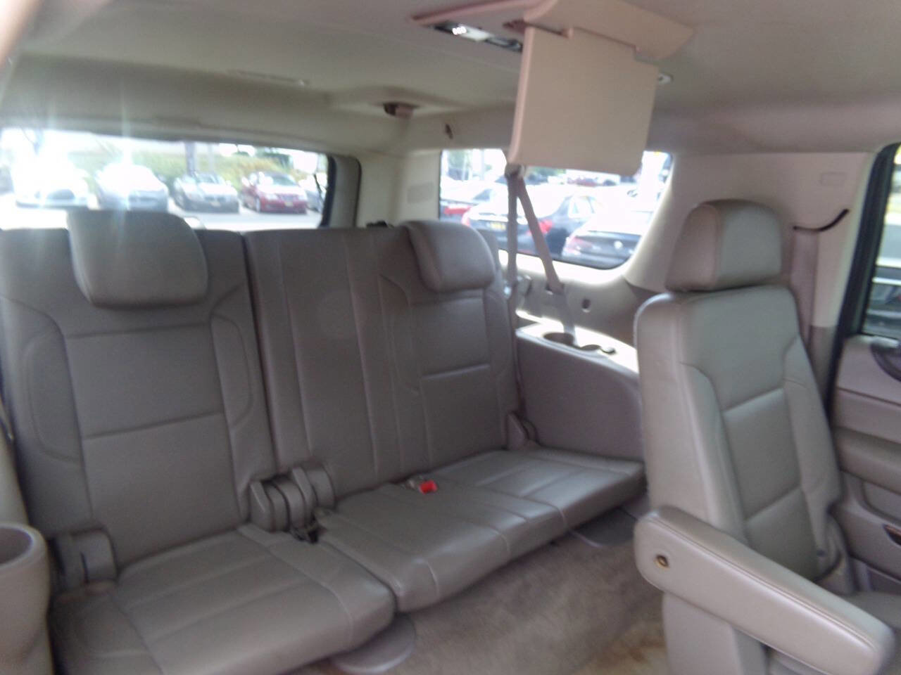 Used 2015 GMC Yukon XL SLT w/ Open Road Package image 29