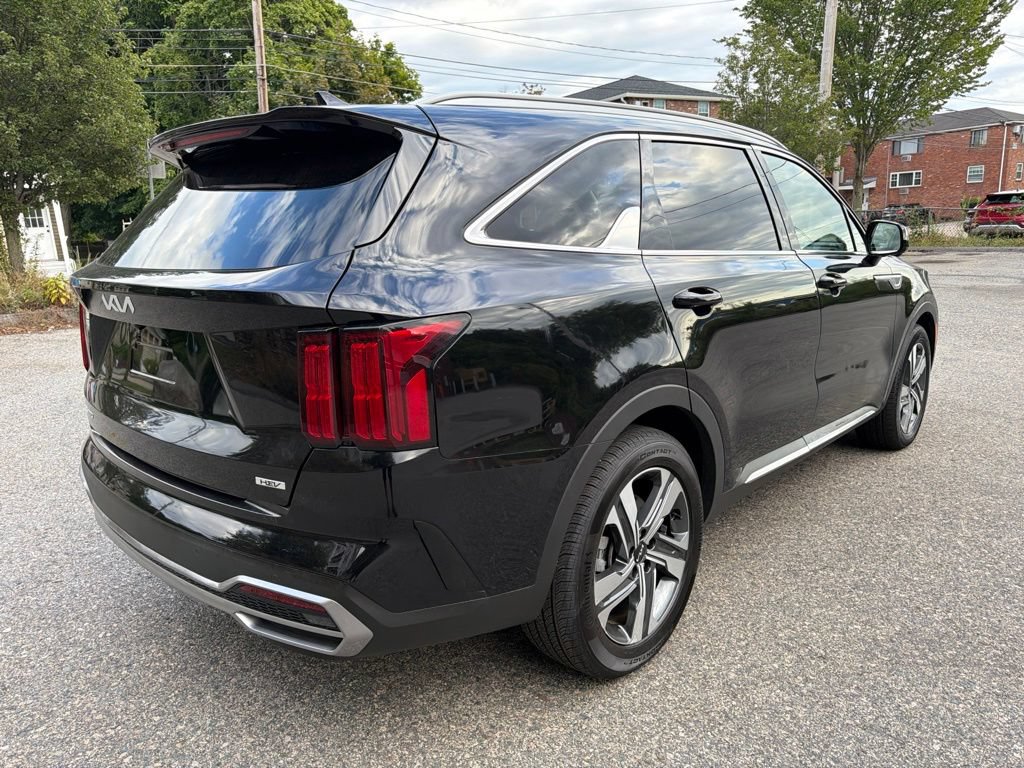 Certified 2023 Kia Sorento SX Prestige w/ Panoramic Sunroof Package AWD/4WD image 7