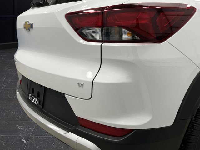 Used 2023 Chevrolet TrailBlazer LT image 30