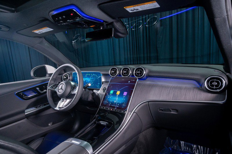 New 2026 Mercedes-Benz GLC 300 image 4