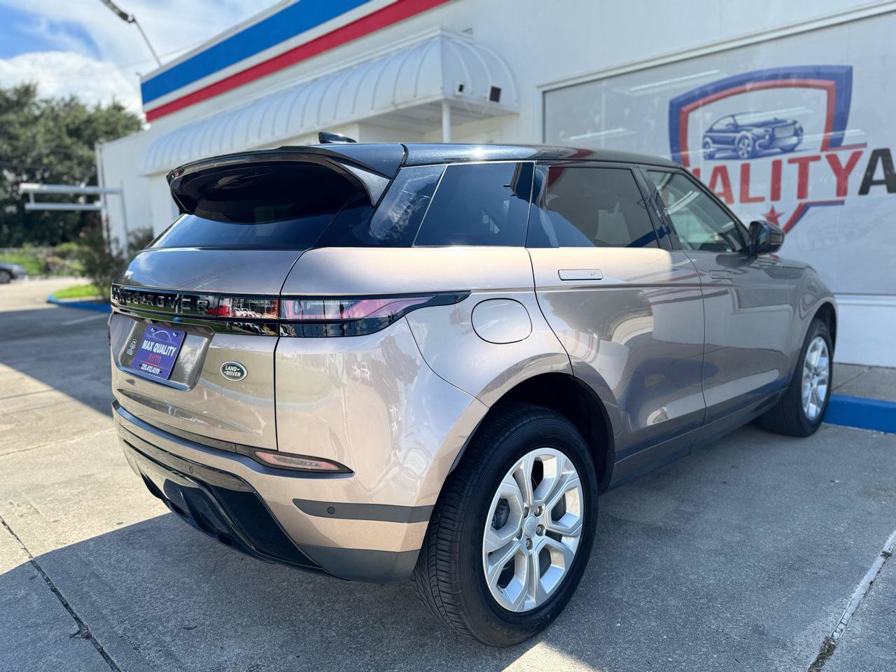 Used 2020 Land Rover Range Rover Evoque S AWD/4WD image 39