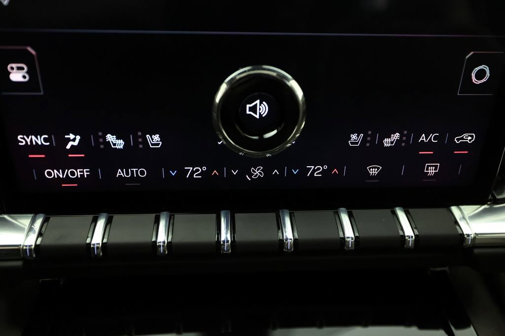 Used 2026 GMC Yukon XL Denali Ultimate w/ LPO, Illumination Package image 31