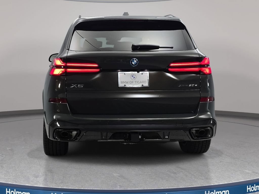 New 2026 BMW X5 xDrive50e w/ M Sport Package AWD/4WD image 6