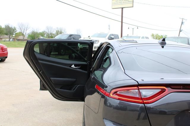 Used 2020 Kia Stinger GT-Line RWD image 37