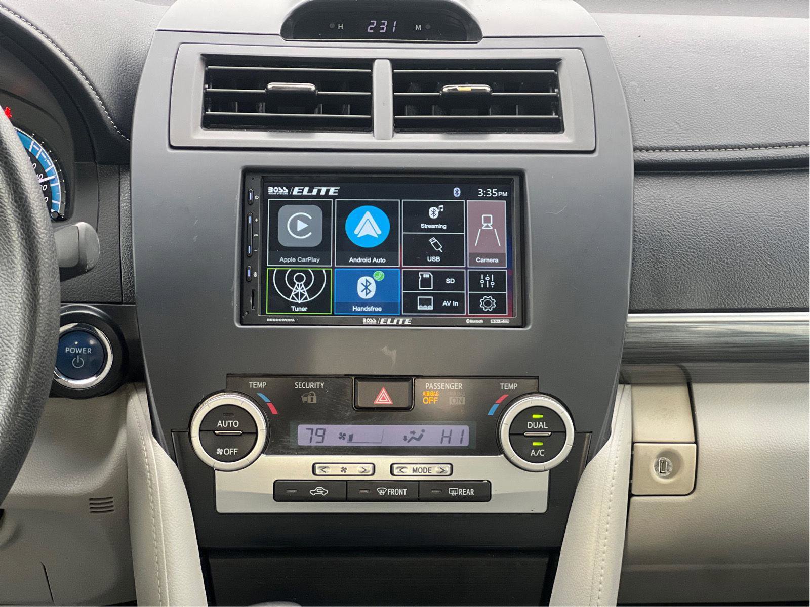 Used 2013 Toyota Camry LE image 8