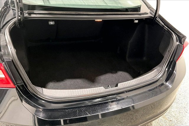 Used 2023 Chevrolet Malibu LT image 39