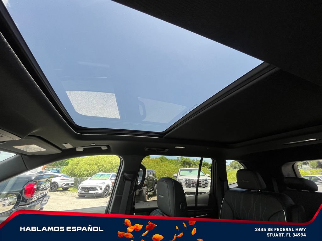 New 2026 Buick Enclave Avenir w/ Super Cruise Package AWD/4WD image 35