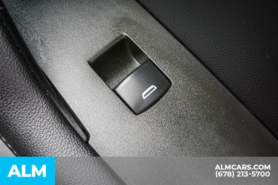 Used 2025 Chevrolet Blazer LT FWD image 53