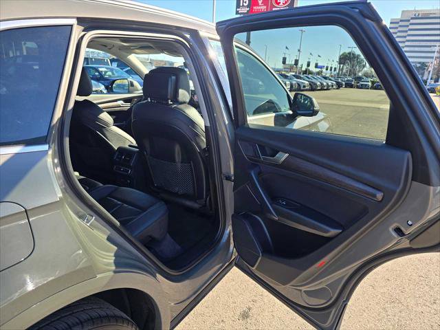 Certified 2025 Audi Q5 2.0T Premium image 14