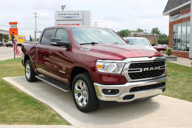 Used 2022 RAM 1500 Big Horn AWD/4WD image 3