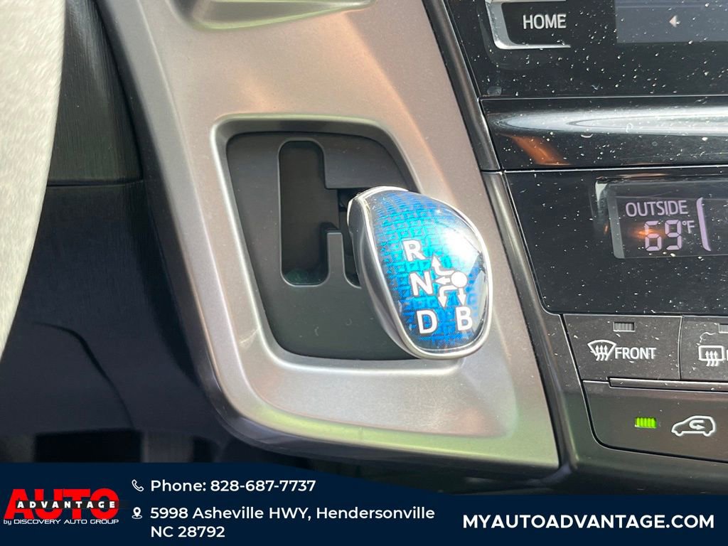 Used 2015 Toyota Prius V Three image 13