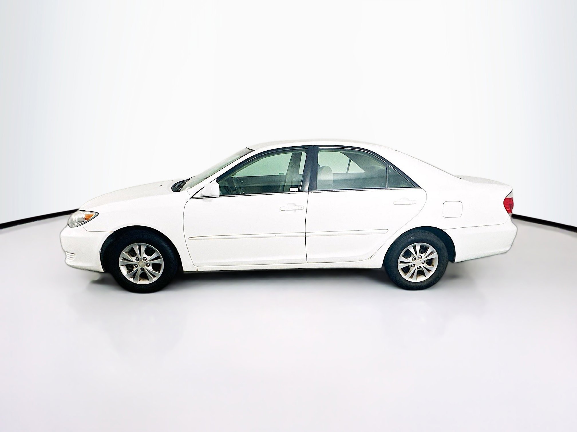 Used 2006 Toyota Camry LE FWD image 4