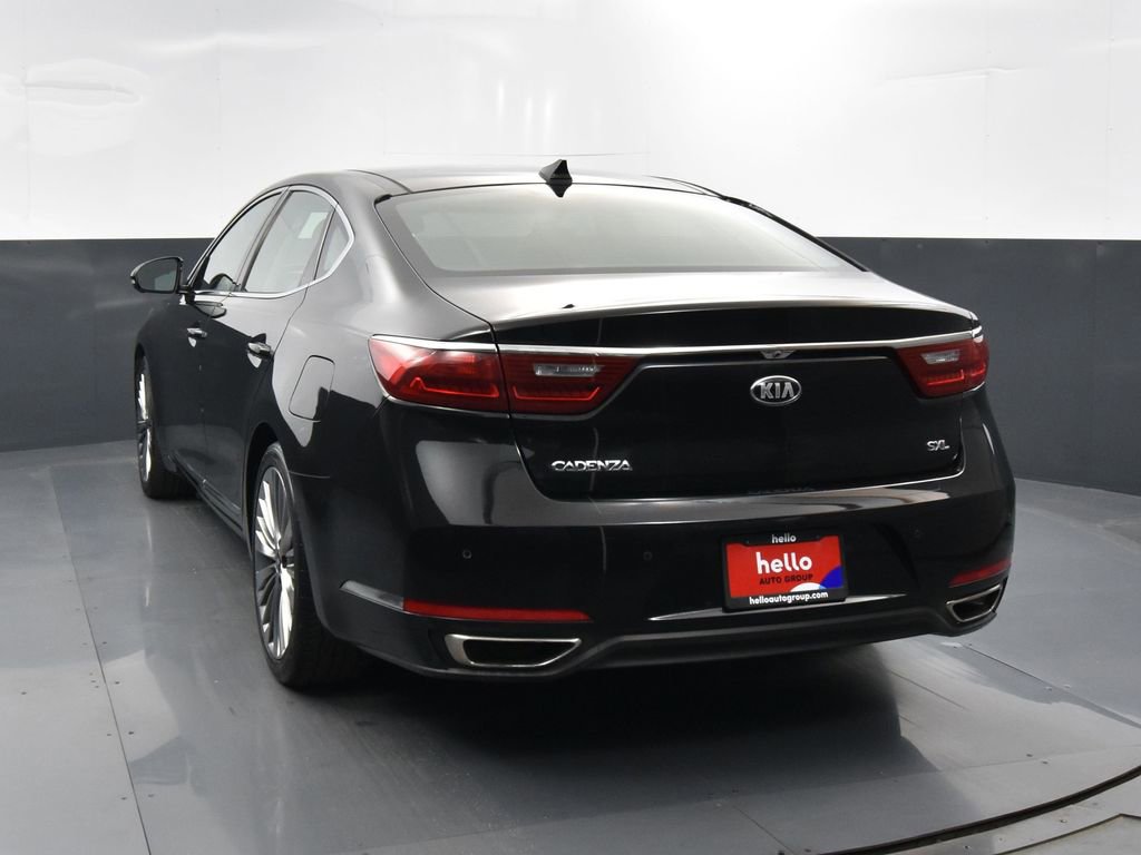 Used 2018 Kia Cadenza Limited image 37