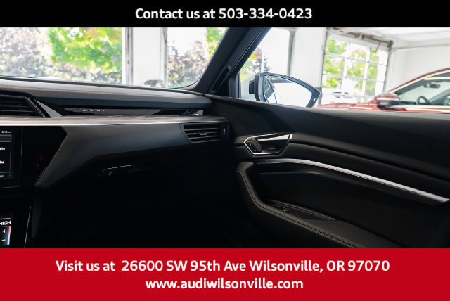 Used 2024 Audi Q8 e-tron Premium Plus w/ Premium Plus Package AWD/4WD image 11