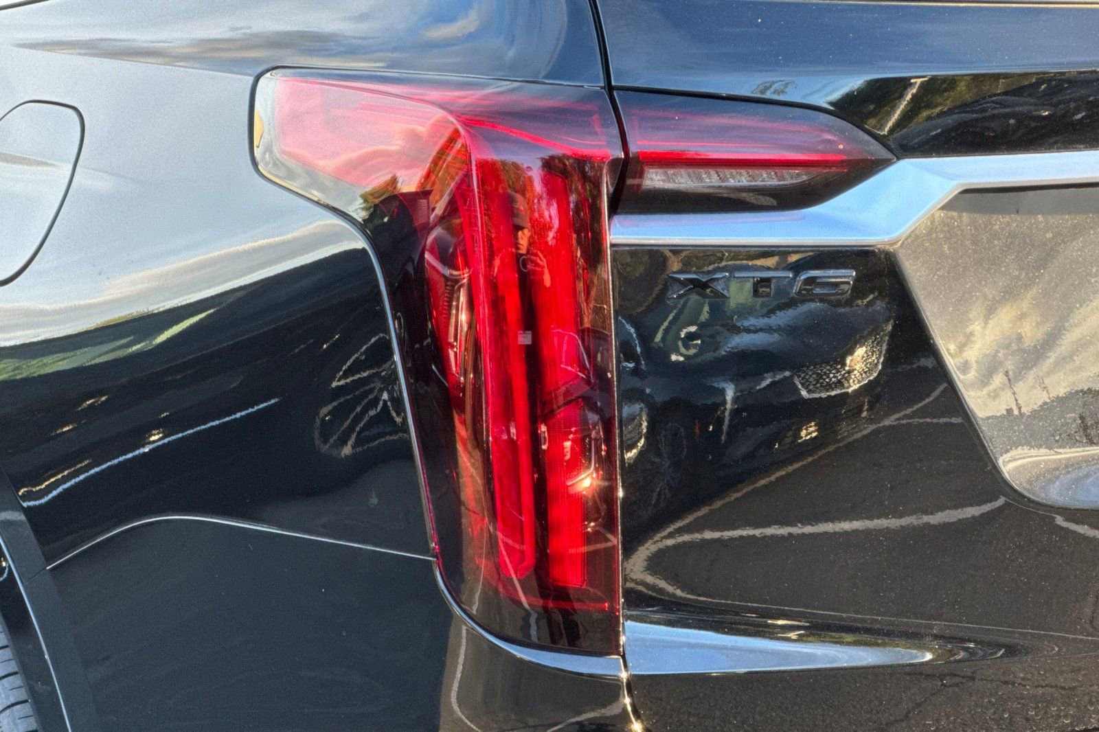 Used 2025 Cadillac XT6 Luxury image 43