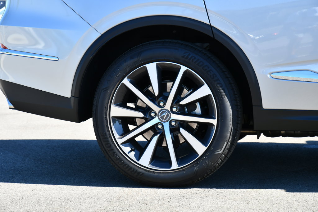 Certified 2026 Acura MDX w/ Technology Package AWD/4WD image 15