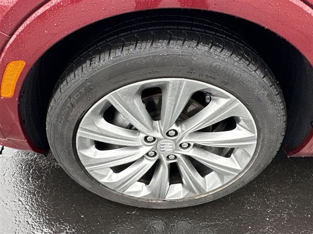 Certified 2024 Buick Envista Avenir image 32