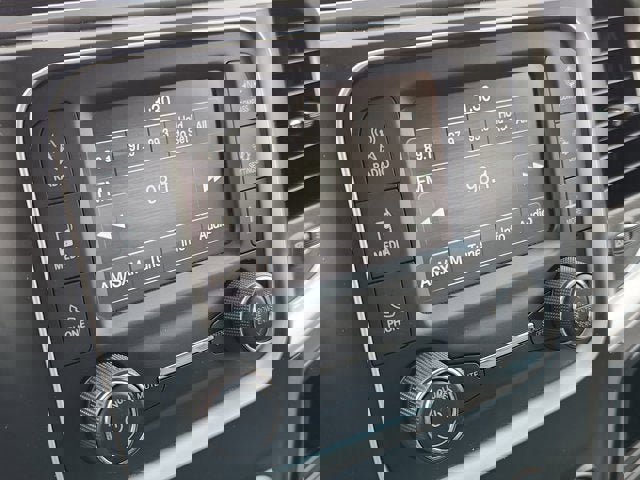 Used 2024 RAM 1500 Classic SLT image 22