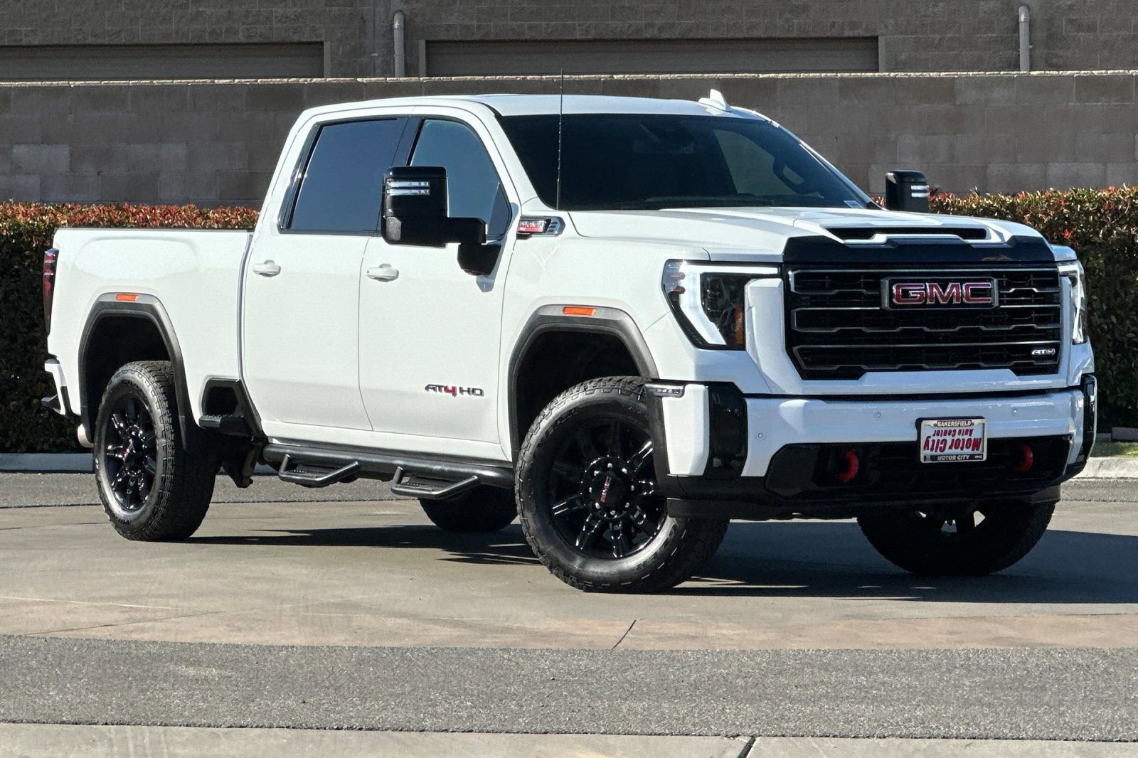 Certified 2025 GMC Sierra 2500 AT4 AWD/4WD image 2
