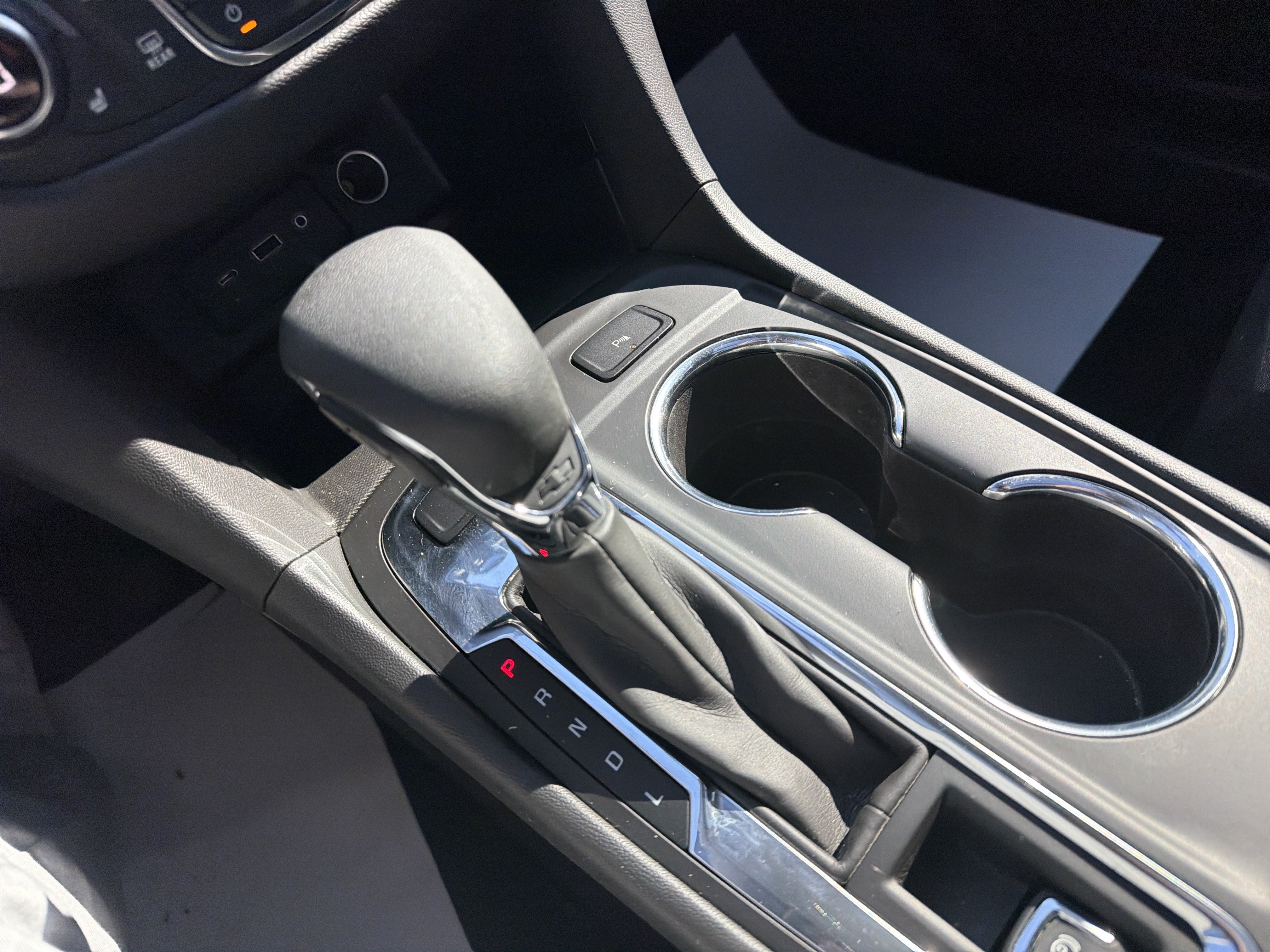 Used 2023 Chevrolet Equinox LT AWD/4WD image 24