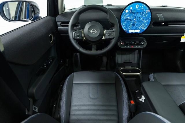 Certified 2025 MINI Cooper S image 4