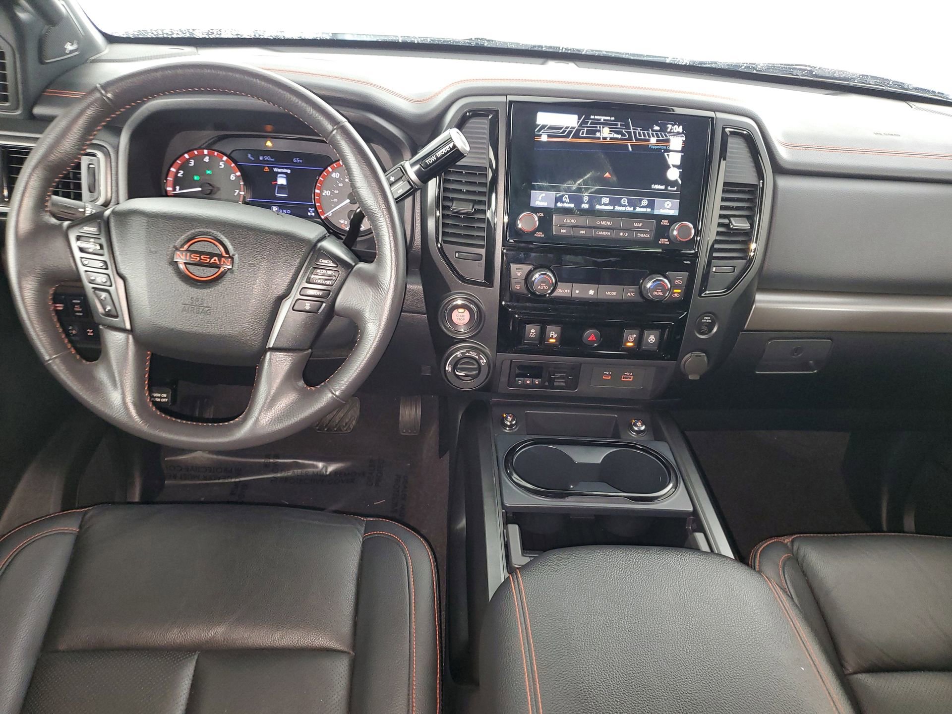 Used 2024 Nissan Titan PRO-4X w/ Pro-4x Convenience Package image 46