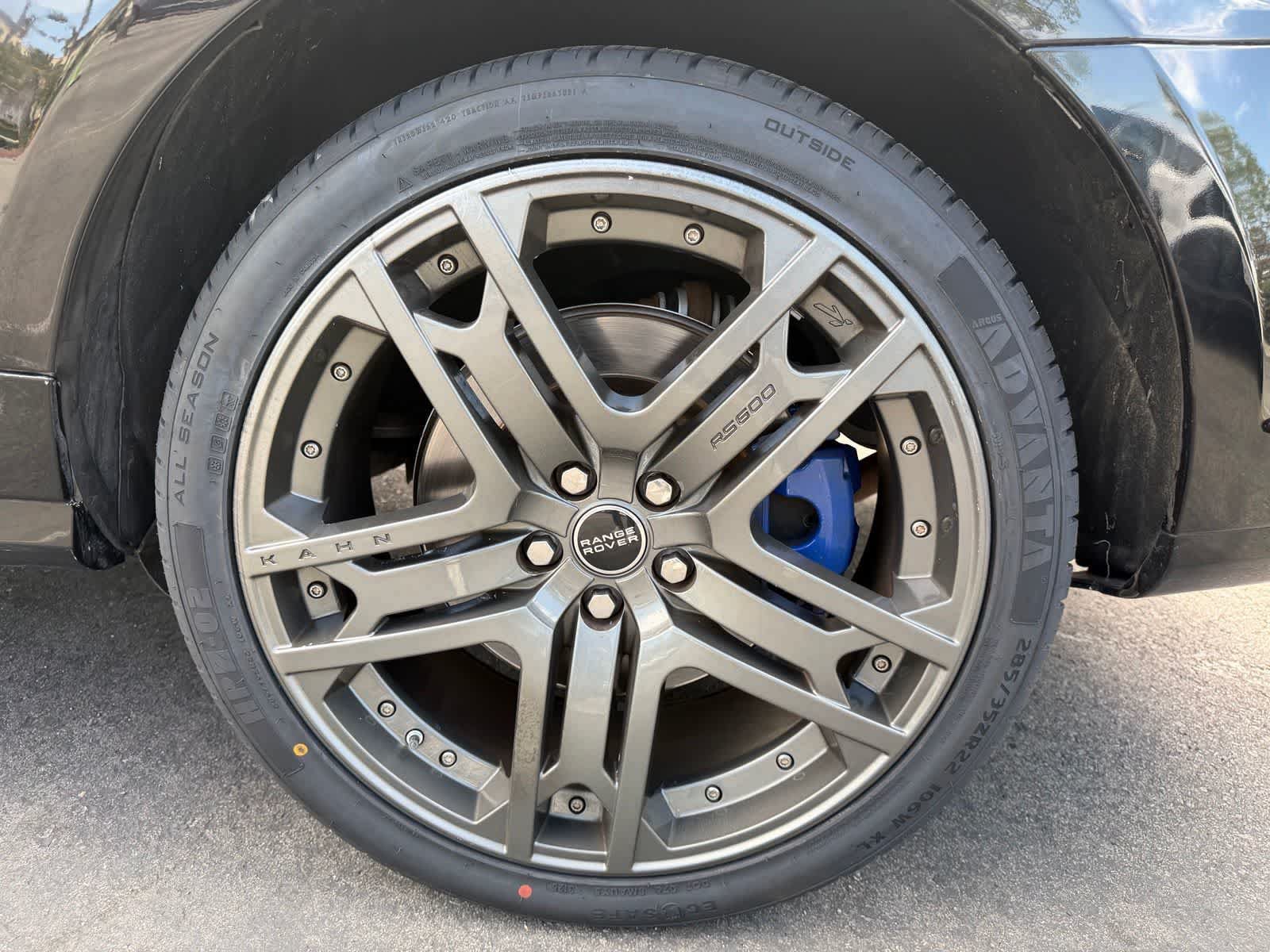 Used 2017 Land Rover Range Rover Sport SVR AWD/4WD image 7
