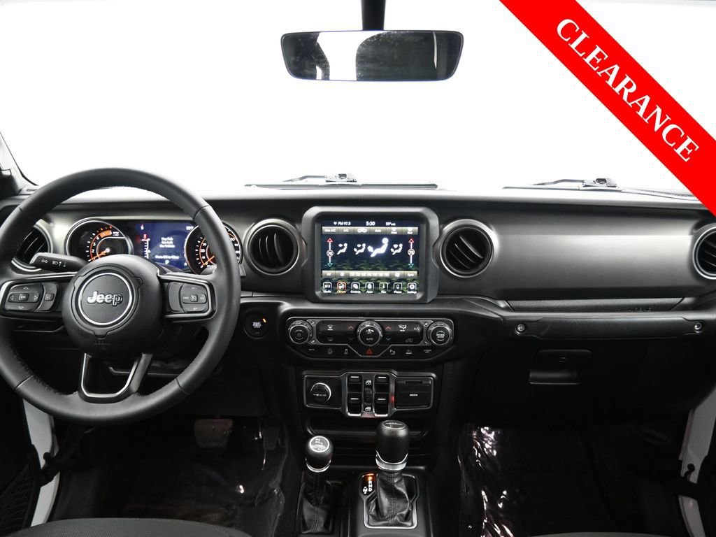 Used 2023 Jeep Gladiator Sport image 33