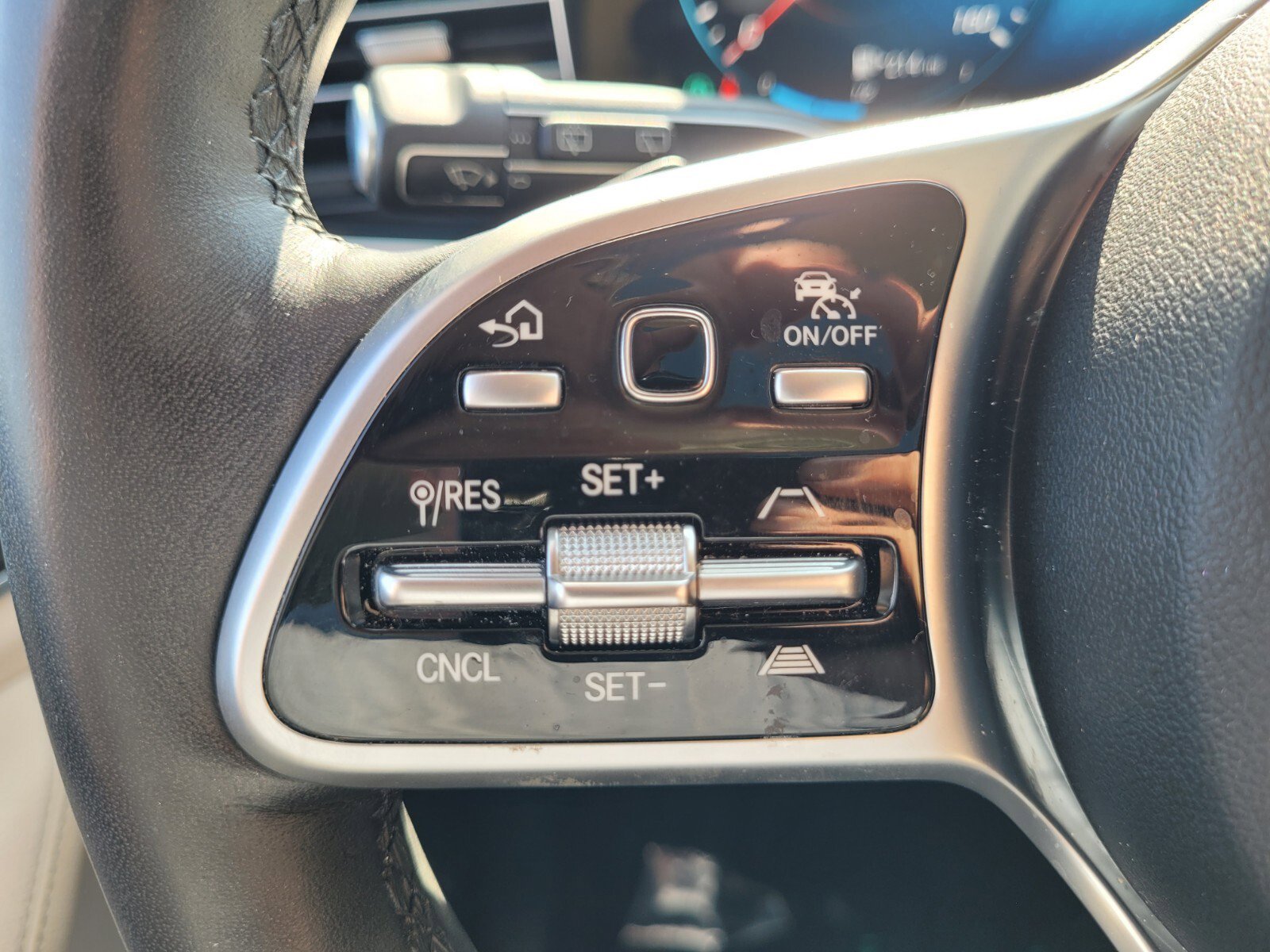 Used 2022 Mercedes-Benz GLE 450 4MATIC image 29