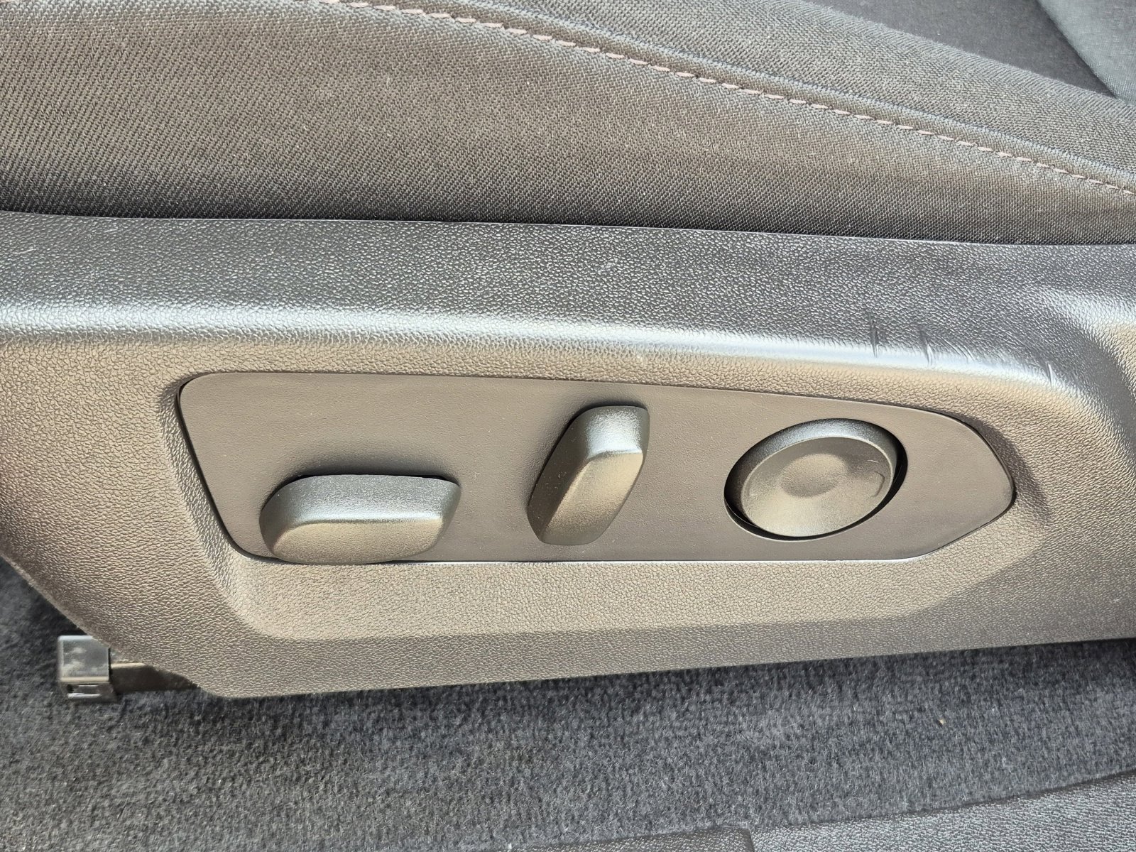 Used 2024 Chevrolet Colorado Trail Boss w/ Advanced Trailering Package image 15