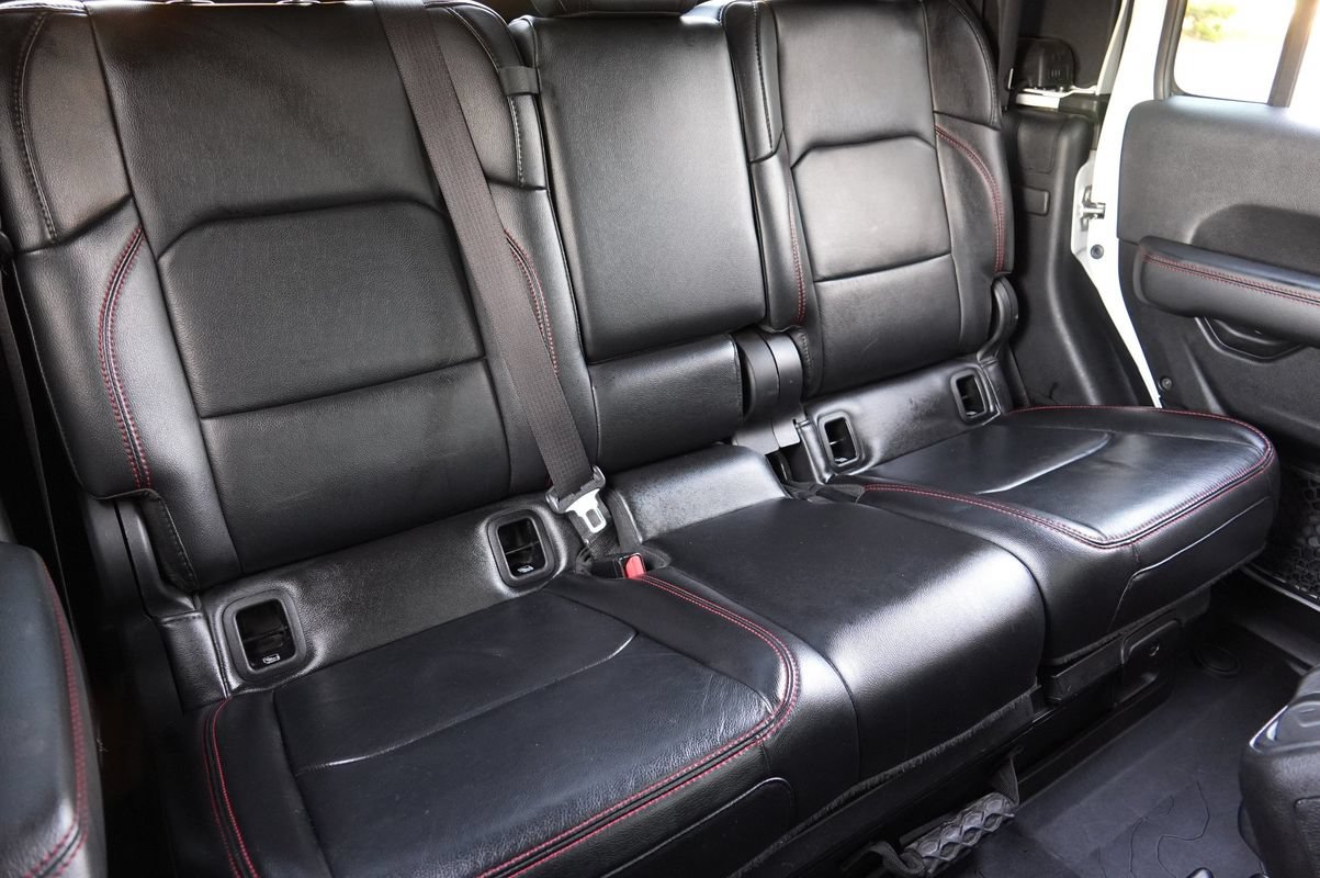Used 2020 Jeep Gladiator Rubicon AWD/4WD image 12