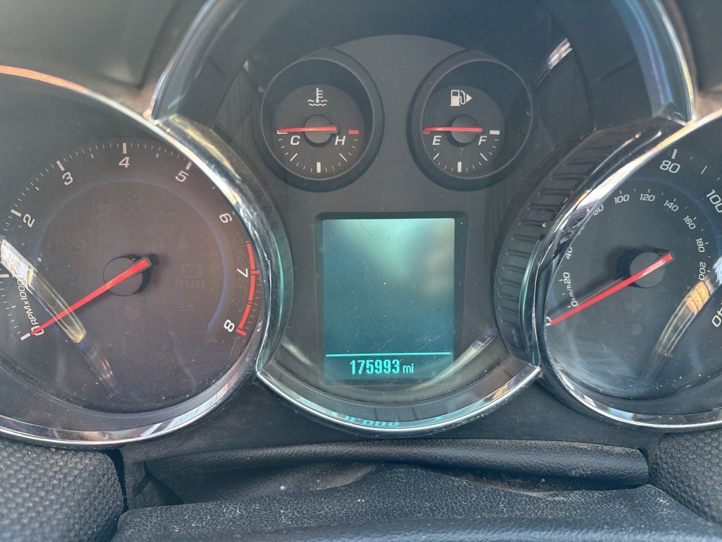 Used 2015 Chevrolet Cruze LTZ image 11