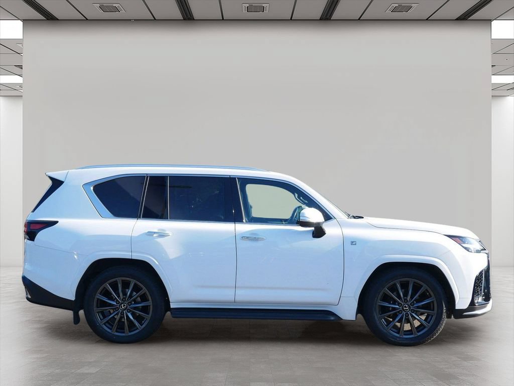 Used 2023 Lexus LX 600 F Sport w/ Accessory Package (Z1) AWD/4WD image 7