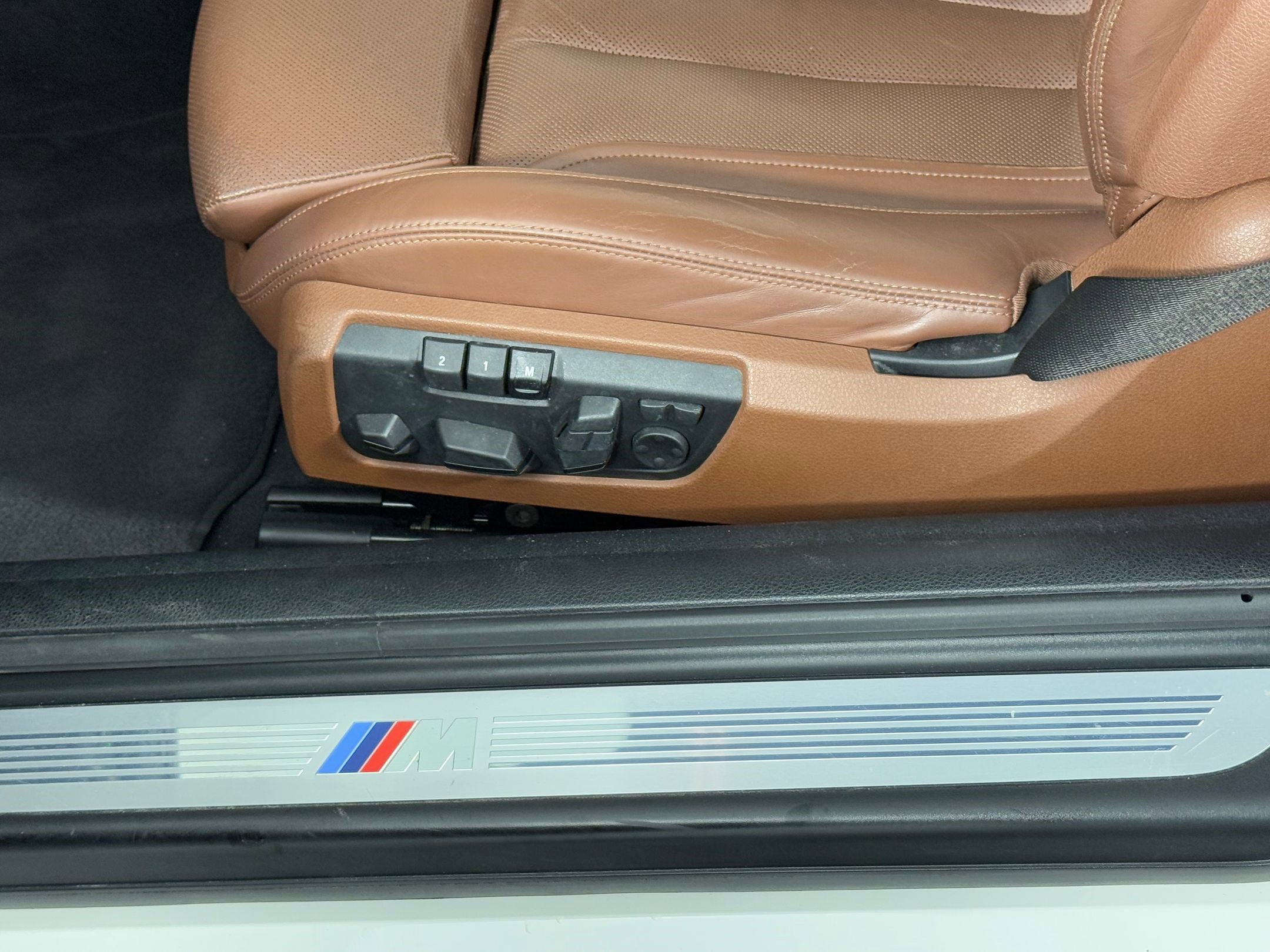 Used 2014 BMW 650i Coupe image 16