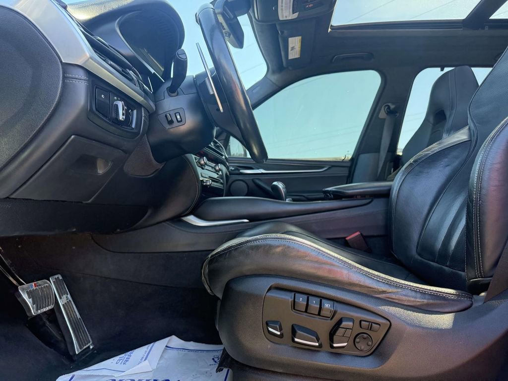 Used 2017 BMW X5 M image 22