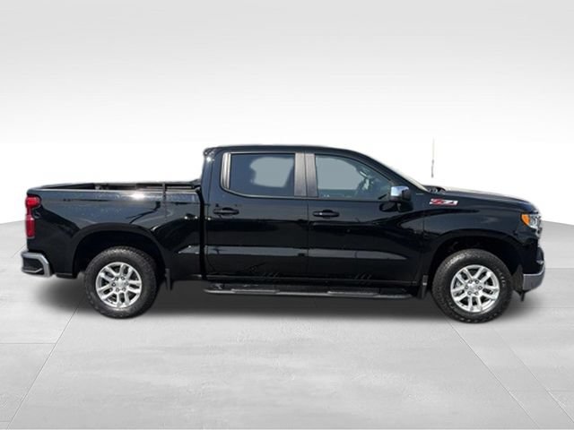 Used 2024 Chevrolet Silverado 1500 LT w/ Z71 Off-Road Package AWD/4WD image 3