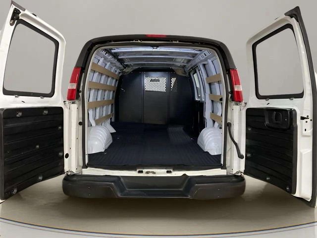 Used 2023 Chevrolet Express 2500 w/ Driver Convenience Package image 9